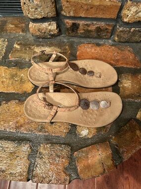 Vionic “Lizbeth” Sandals.